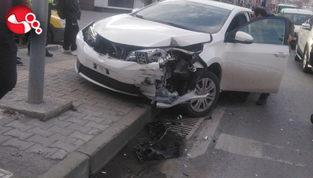 Kaldırıma çıktı....