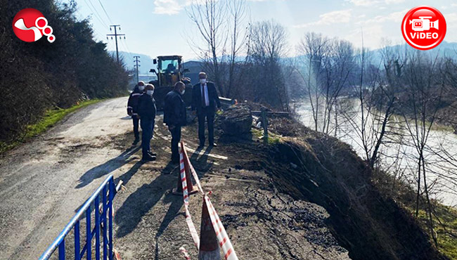 Bölücek Yolundaki çökmeye önlem...