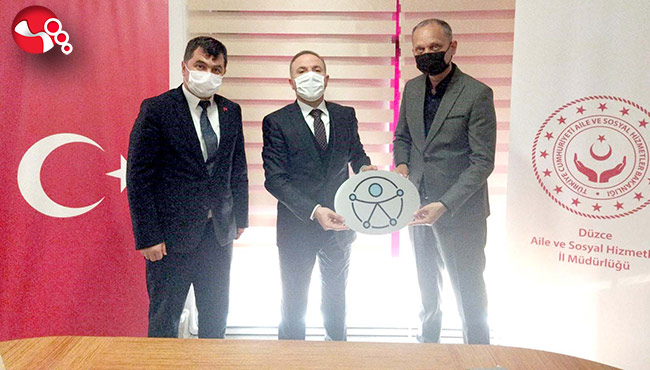 Farkındalık Projelerinde Yine Orhan Direk