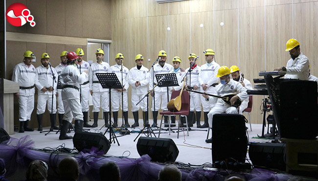 Madenci Korosu kadınlar için söyledi