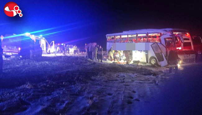 Otobüs yoldan çıktı, can pazarı yaşandı!