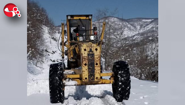 Köy yollarında durum...