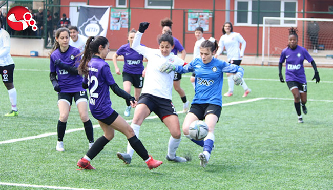 Altın Kızlar deplasmandan galibiyetle dönüyor...