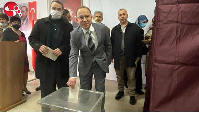 Kızılay’ın yeni başkanı Kanlı oldu