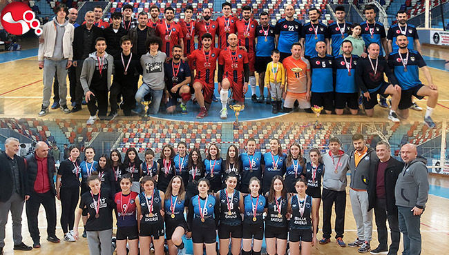 4 şampiyonluk, 1 ikincilik…