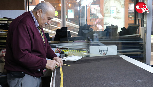 77'lik terzi anne mesleğini sürdürüyor...