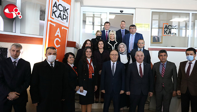 "Temel felsefe devletimizin vatandaşına her kapının açık olduğun göstermek!”