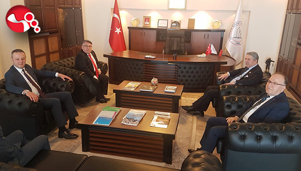 Köksal Toptan’dan yeni rektör Özölçer’e ziyaret