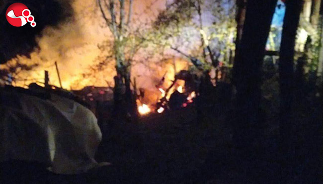 Ahmetoğlu köyündeki yangında ev kullanılamaz hale geldi