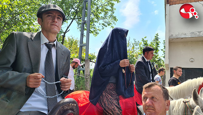 At üstünde gelin alma geleneği yeniden canlandırılıyor