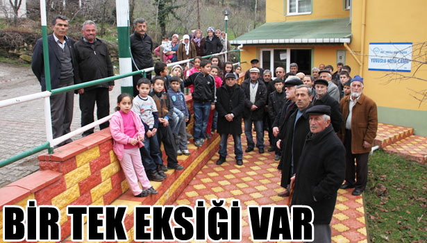 SAHİP ÇIKTIKLARI TARİHİ CAMİYE İMAM İSTİYORLAR