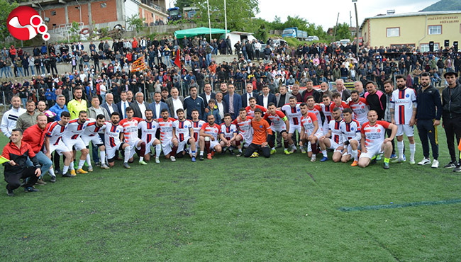 Turnuva şampiyonu oldular