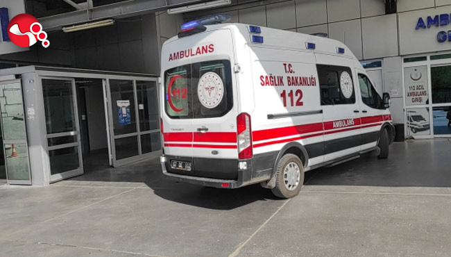 Odun keserken ayağını kesti, hastaneye kaldırıldı!..