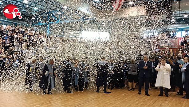 BEÜ’de mezuniyet sevinci…