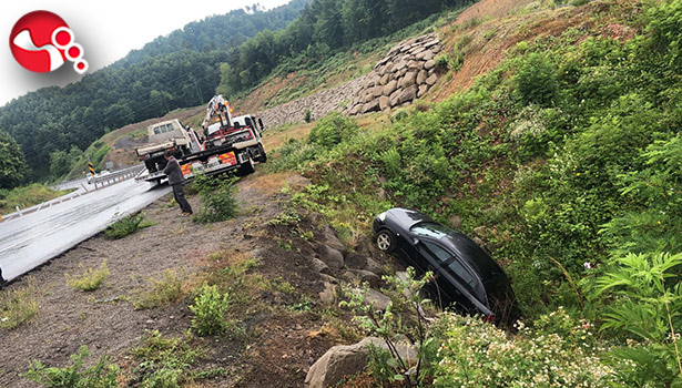 Yağmur yağınca uçuruma yuvarlandı!..