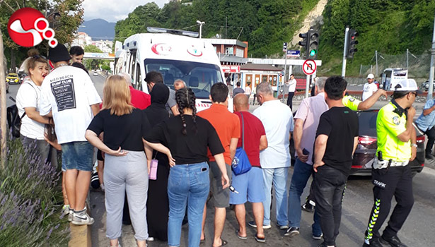 Düğün konvoyunun önüne atlayan çocuğa otomobil çarptı