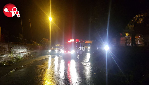 Aracı sele kapıldı...