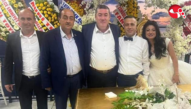 Polis Memuru ile evlenmişti: Düğünü de yaptı!..