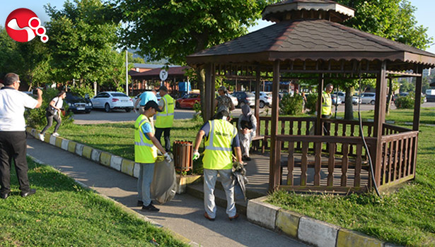 Filyos Sahili'ni temizlediler