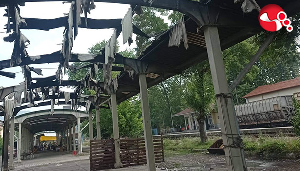 Halk Pazarı küle döndü