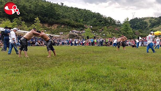 Yaraşlıyörük Yağlı Güreşleri'ne büyük katılım!..