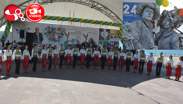 Amfi Tiyatro etkinlikleri çok renkliydi...