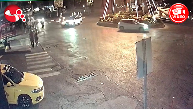 Motosikletiyle cipin altında sürüklendi!