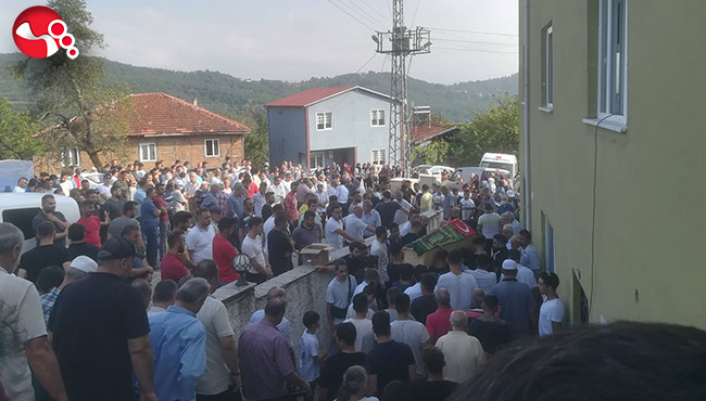 Trafik kazasında ölen genç toprağa verildi