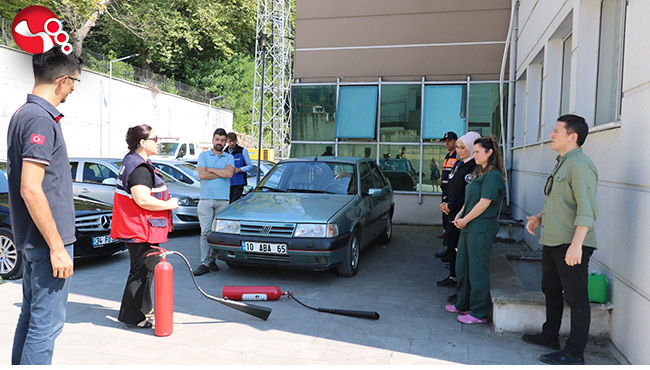 112 Acil Çağrı merkezi personeline yangın tatbikatı