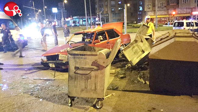 Önce kaldırıma ardından çöp kovalarına çarptı!