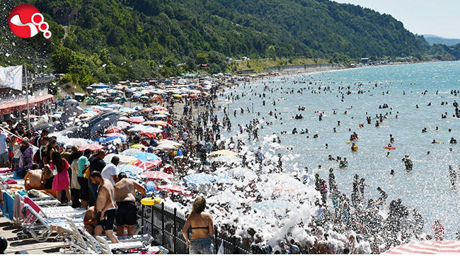 Sevgi Barış Dostluk Plajları doldu taştı