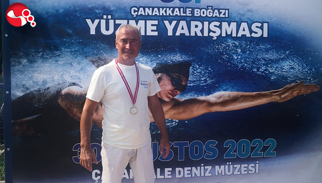 CİVELEK, BOĞAZI YÜZEREK GEÇTİ