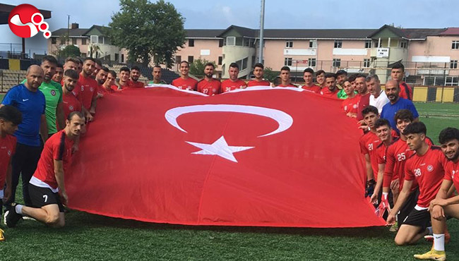 Zonguldak Kömürspor Zafer Bayramı’nı kutladı