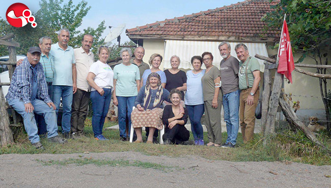 CHP Ereğli, imece usulü fındık topladı…