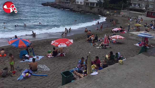 Vatandaşlar hafta sonu plajı boş bırakmadı