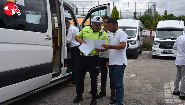 Servis araç sürücülerine uygulamalı eğitim