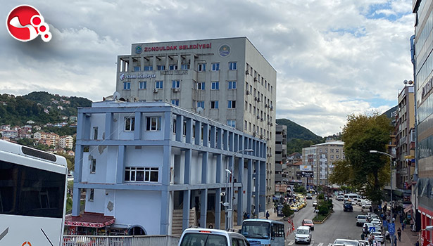 Para topladığı iddia edilen zabıtaya suç duyurusu