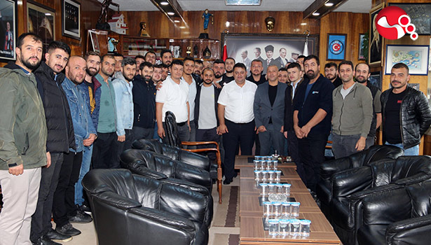 Üzülmezli madencilerden Yeşil ve Demir'e destek