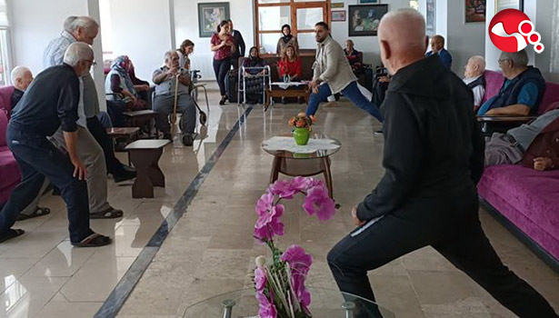 Yaşlılar Gününde Farkındalık oluşturdular