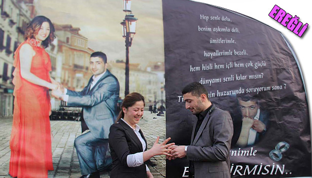 SEVGİLİLER GÜNÜ'NDE EVLENME TEKLİFİ