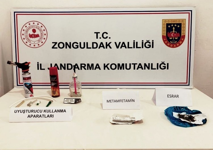 Uyuşturucu Maddeyle yakalandı...