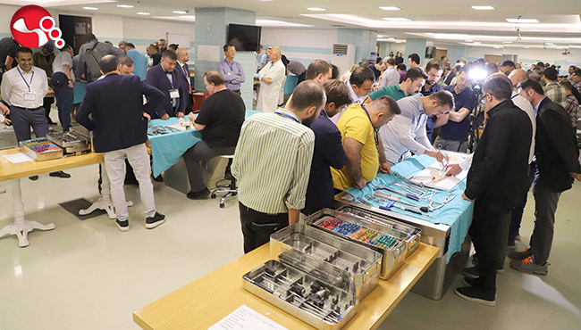 SANKO Üniversitesi’nde “Adolesan İdiopatik Skolyoz Kursu”