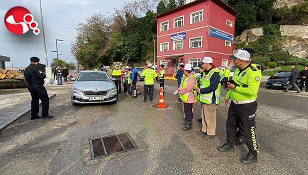 Engelli bireyler trafik görevlisi oldu