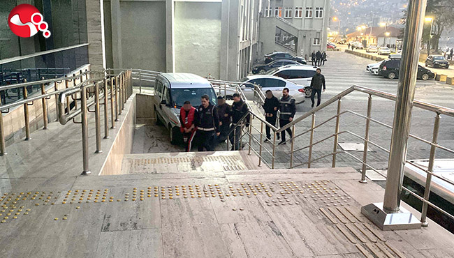 Sahte dolarla alışveriş adliyede bitti