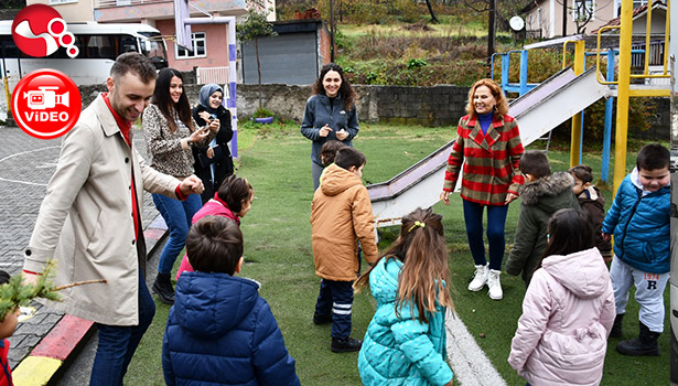 Oyuncak Evi , Terzi köyü çocuklarıyla buluştu