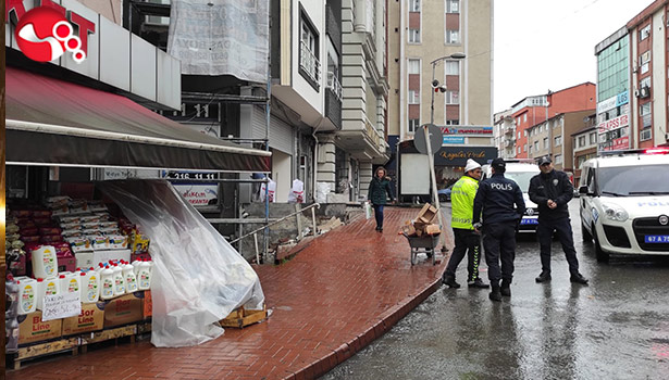 Kaldırımda düştü