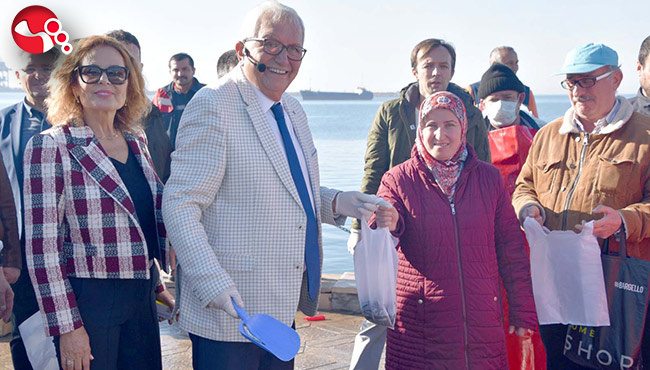 Hamsi, ekmek, helva, su, soğan, ızgara…