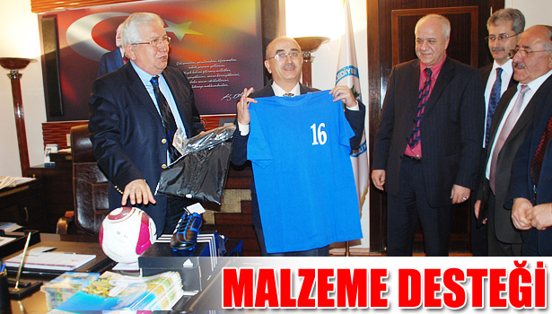 EREĞLİ BELEDİYESİ'NDEN AMATÖR TAKIM YÖNETİMİNE MALZEME YARDIMI