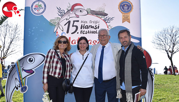 Hamsi Festivalinde öğretmenlerimiz, halkımız...