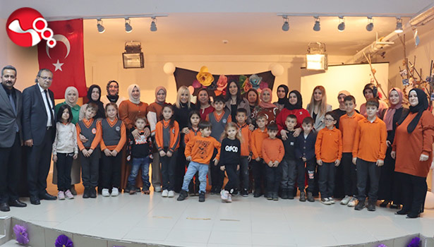 Aile Okulundan mezun oldular, kep attılar